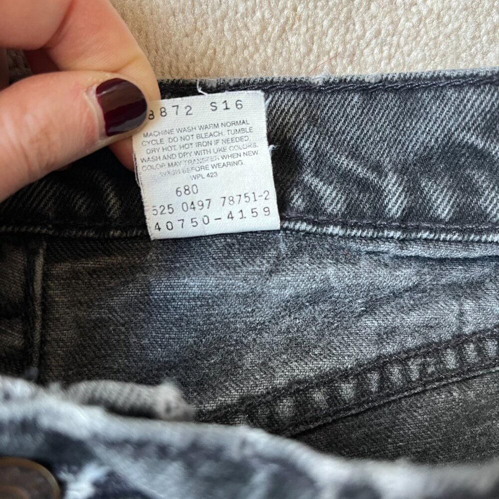 Vintage Levi's 550 Orange Tab Faded Black/Grey Jeans, W28 L29 - Picture 11 of 12